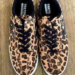 TRETORN Leopard Women's Nyliteplus Canvas Sneakers Tennis Shoes Size 8 M